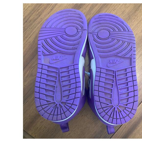 Nike Air Jordan 1 Mid Purple White Youth Sneakers US 2.5Y DQ8424-511 - Picture 7 of 9